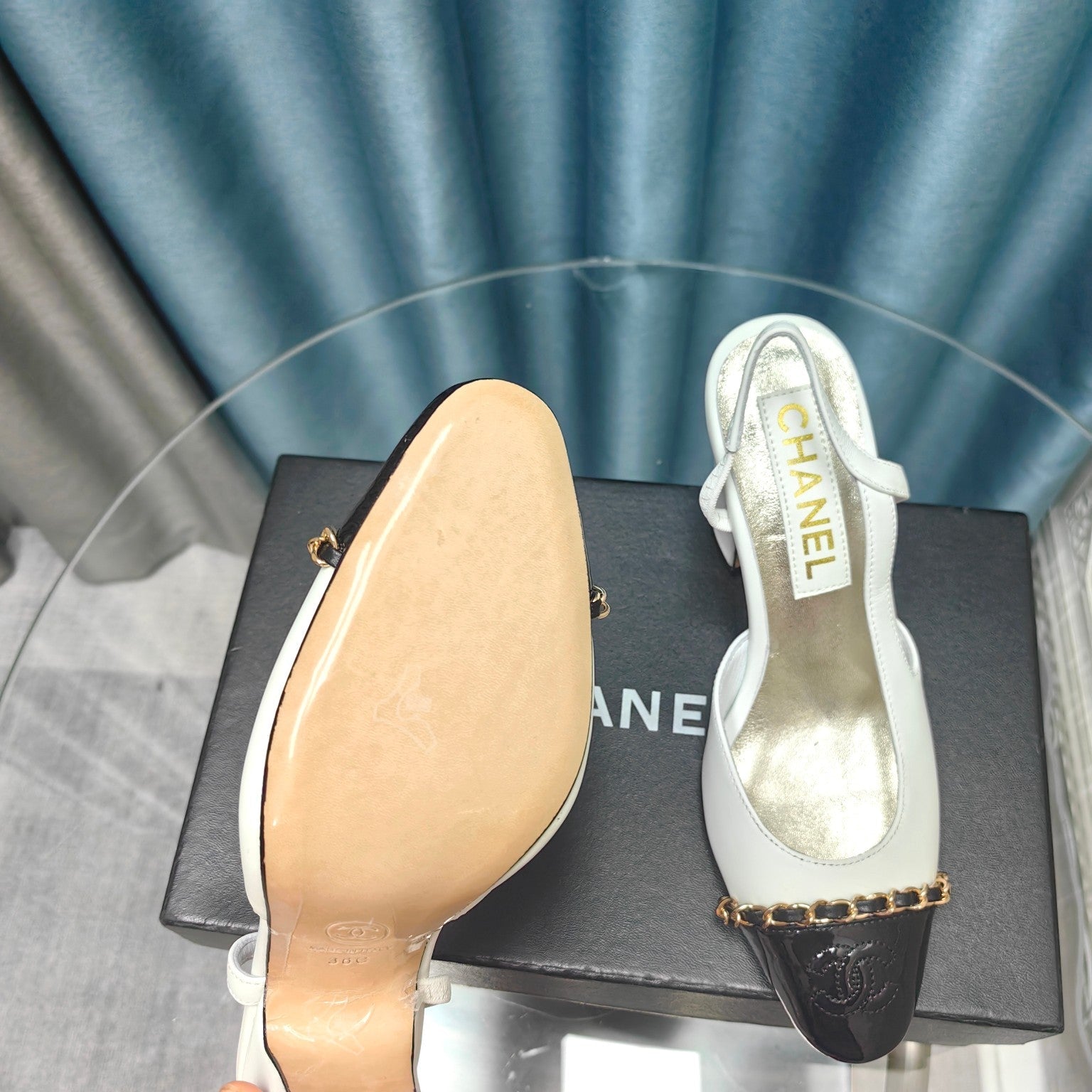 CHANEL HIGH SLINGBACKS IN WHITE MIX BLACK LAMBSKIN